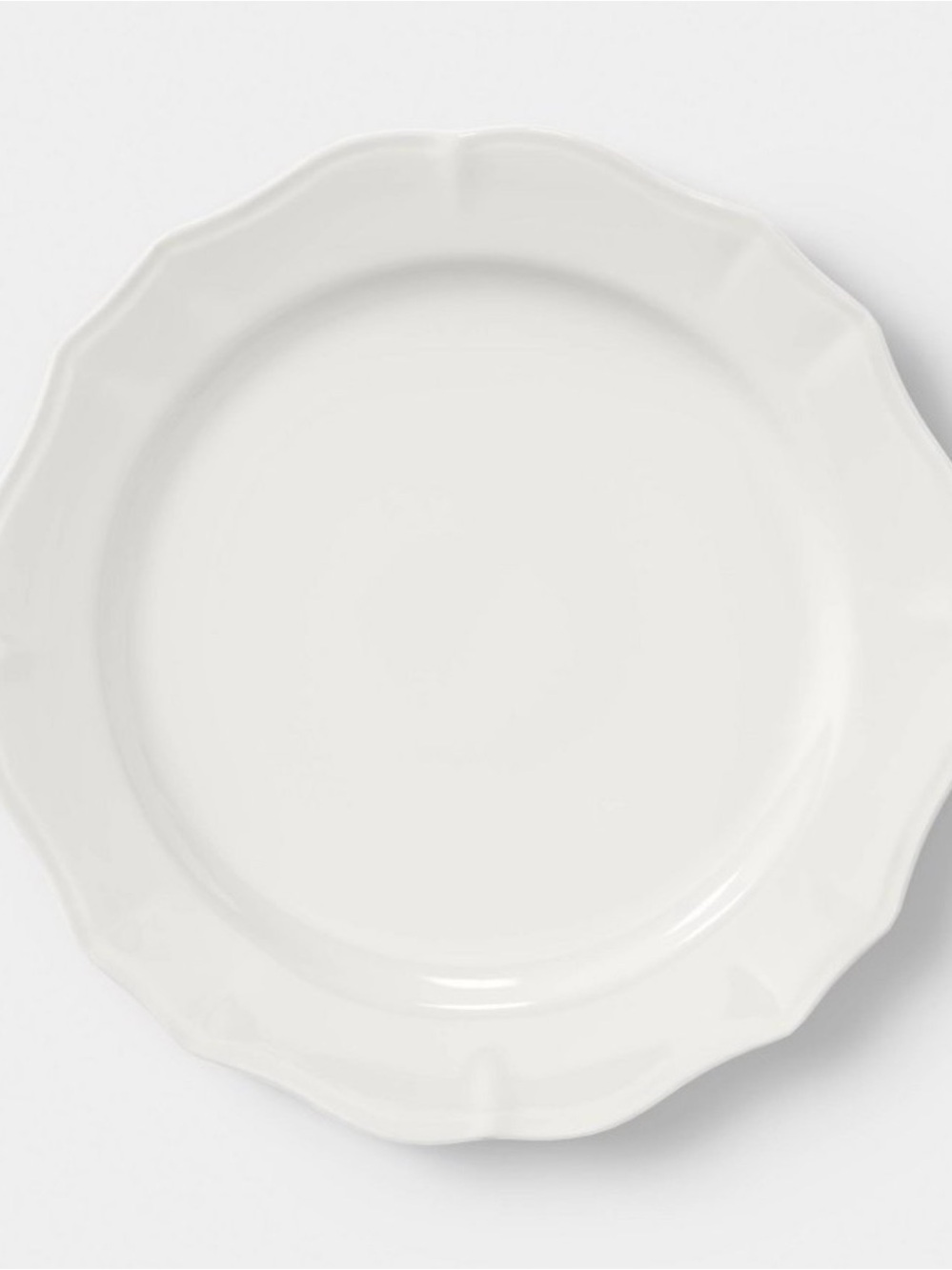 Stoneware Legacy Heirloom Round Serve
Platter Ivory - Threshold™